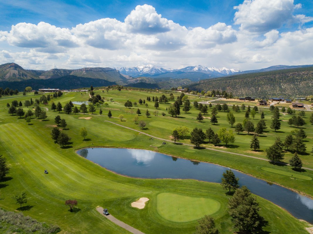 6 Keunggulan Bermain Golf Di Shadow Mountai di Kanada