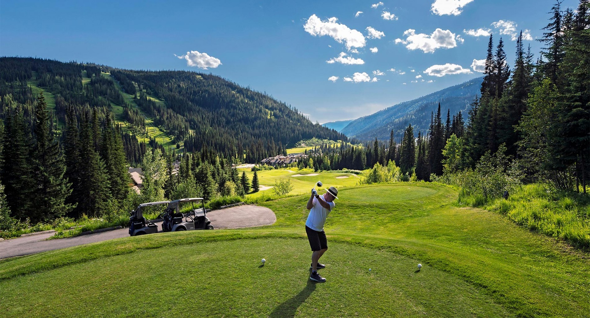 Ciri Khas Shadow Mountain Golf Course di Canada