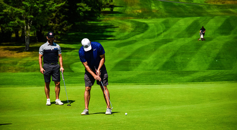 Hal Terbaik yang Dapat Dilakukan di Shadow Mountain Golf Course Canada