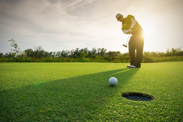 alasan-lapangan-golf-shadow-mountain-kanada-selalu-ramai